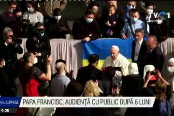 Papa Francisc a reluat audiențele generale cu public