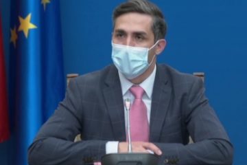 Valeriu Gheorghiţă: Posibil ca luna viitoare să se acorde autorizare de la EMA pentru vaccinarea anti-COVID-19 a copiilor sub 16 ani