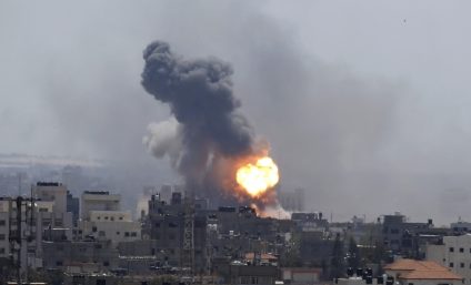 Israel: Continuă confruntările în Gaza. Cel puţin 12 oameni au fost ucişi în raiduri aeriene pe parcursul nopţii
