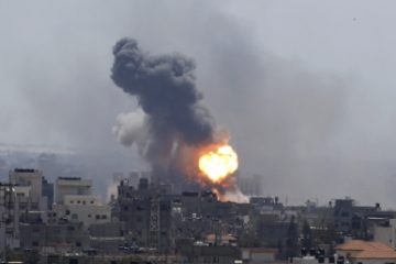 Armata israeliană anunţă că a distrus locuinţa liderului Hamas în Fâşia Gaza