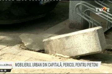 Mobilierul urban din București, vandalizat și lăsat la voia întâmplării. Primăria Capitalei: În 2021 nu s-au alocat bani pentru astfel de cheltuieli
