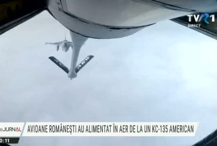 EXCLUSIV. Exercițiu militar la Baza aeriană 86 Fetești: Piloții români de F-16 au alimentat în aer de la un avion cisternă american