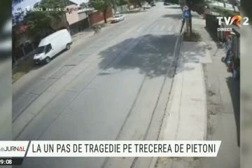 Un vatman a fost la un pas să omoare o familie pe trecerea de pietoni din Capitală