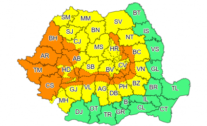 Cod portocaliu de ploi abundente valabil în 19 județe. Vreme închisă și condiții de averse în București