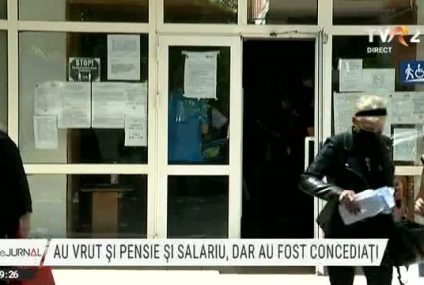 Funcționari demiși pentru cumulul pensiei cu salariul