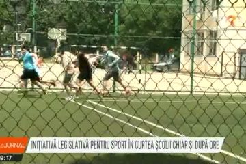 Inițiativă legislativă pentru  în curtea școlii chiar și după ore. Profesor de : “Eram bucuros să văd curtea plină de elevi, se preocupau de mișcare”