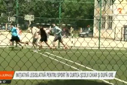 Inițiativă legislativă pentru  în curtea școlii chiar și după ore. Profesor de : “Eram bucuros să văd curtea plină de elevi, se preocupau de mișcare”