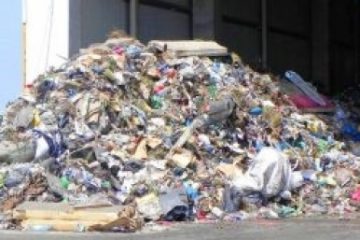 Peste 77 de tone de deşeuri fără documente complete, depistate în Vama Giurgiu