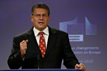 Vicepreşedintele Comisiei Europene Maros Sefcovic efectuează luni o vizită în România