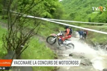 Centru de vaccinare la concursul de motocross Hard Enduro Heniu din Prundu Bârgăului. Aproape 100 de persoane s-au imunizat