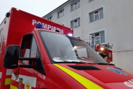 Argeş: Alertă de incendiu la Spitalul de boli cronice din Călineşti. 32 de pacienţi evacuaţi