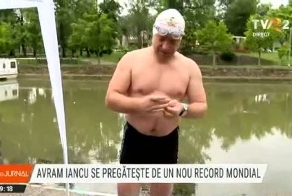 Înotătorul Avram Iancu vrea să stabilească un nou record și să înoate 72 de ore fără oprire. ivul se antrenează în Bega