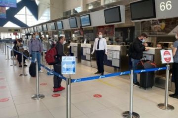 Aeroportul Otopeni a inaugurat Parcul Zburătorilor, unde pasagerii pot aştepta în aer liber