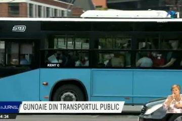 Tramvaie folosite ca ghene de gunoi. Angajații STB au strâns o tonă de deșeuri