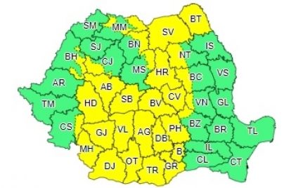 Cod galben de instabilitate atmosferică temporar accentuată pentru zone din Oltenia, Muntenia, Transilvania şi Moldova