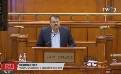 Moţiunea simplă a PSD împotriva ministrului Cristian Ghinea a fost respinsă. PSD și AUR susțin că votul nu trebuia dat și pe tablete și că, de fapt, moțiunea ar fi trecut