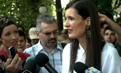 Clotilde Armand, la Tema Zilei: Romprest să ne lase să ne uităm în contabilitatea firmei ori reziliem contractul. Voi cere rezilierea în Consiliul Local de joi