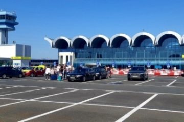 Şomaj tehnic la Compania Naţională Aeroporturi Bucureşti de la 1 iulie: 800 de angajaţi vor sta pe rând acasă