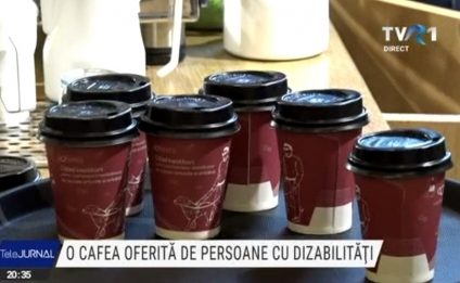 O cafea oferită de persoane cu dizabilități. Mihai Arsenie, reporter cu sindrom Down la TVR Cluj, vă invită la cafenea