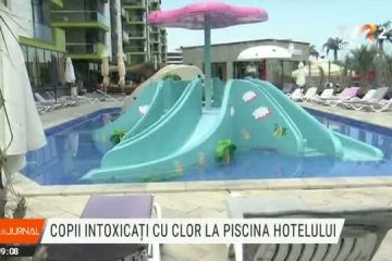 Şase copii intoxicaţi cu clor în piscina unui complex hotelier din Mamaia, tranaţi la spital