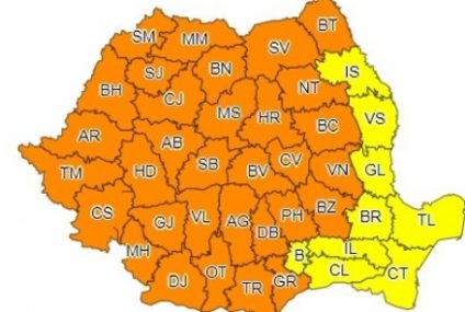 Cod portocaliu de grindină şi vijelii în 32 de judeţe până duminică dimineaţa.  Vineri se menține Codul galben de căldură şi disconfort termic