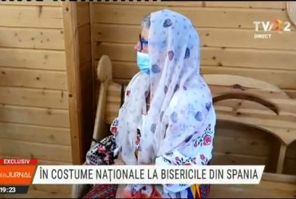 EXCLUSIV | Românii din Spania, în costum popular la biserică