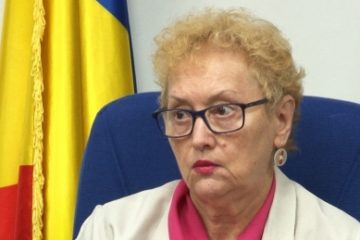 CCR: Revocarea lui Renate Weber din funcţia de Avocat al Poporului, neconstituţională