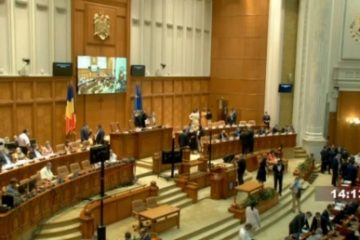 Prima moțiune de cenzură împotriva Guvernului Cîțu a picat în Parlament