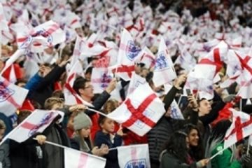 EURO 2020: Fanii englezi care călătoresc în Italia, obligaţi să stea cinci zile în carantină