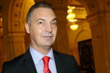 5 ani de închisoare pentru delapidare pentru fostul trezorier al PSD Mircea Drăghici. Sentința este definitivă