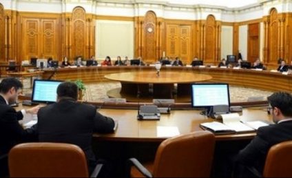 Comisia de muncă din Camera Deputaților a amânat adoptarea unui raport pe proiectul privind educaţia sexuală