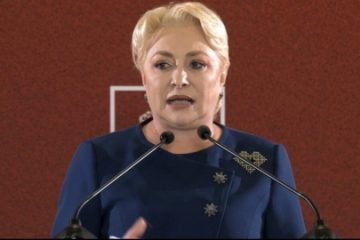 Mugur Isărescu, despre angajata BNR Viorica Dăncilă: Lucrează de la birou şi este foarte disciplinată