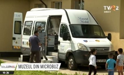 O lume veche de milenii a încăput într-un microbuz. Descoperirile arheologilor buzoieni sunt expuse într-un muzeu mobil