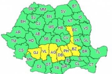 Noi atenţionări Cod galben de caniculă în 10 judeţe şi, respectiv, de instabilitate atmosferică accentuată în 9 judeţe. Temperatura maximă în Capitală va ajunge la 33 de grade