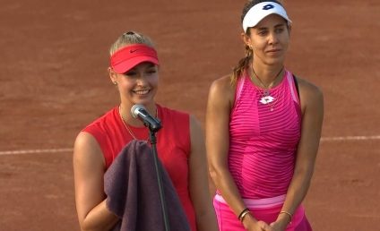 Tenis: Mihaela Buzărnescu a câştigat titlul în proba de dublu la turneul WTA de la Budapesta