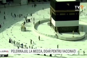 Doar 60 de mii de rezidenţi saudiţi vaccinaţi merg la pelerinajul de la Mecca. Apa sfințită este distribuită de roboți
