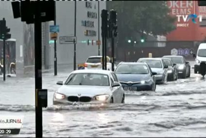 Inundații la Londra, după ploi torențiale. Incendii de vegetație în sudul Europei