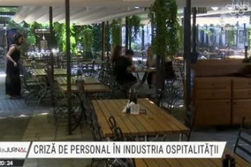 Criză de personal în industria ospitalităţii. Angajații din hoteluri și restaurante au cele mai mici salarii din economie