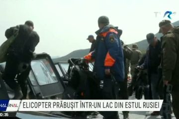 Rusia: Elicopter cu turiști, prăbușit în lacul Kuril. 8 persoane sunt date dispărute