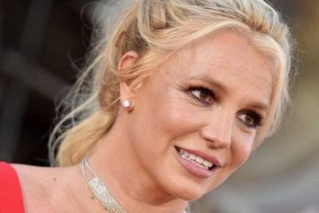 Tatăl lui Britney Spears renunţă la statutul de tutore al fiicei sale după mai mult de 13 ani