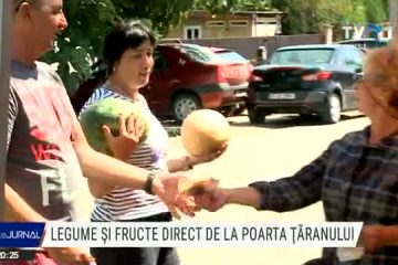 Legume şi fructe cumpărate direct de la producări. Mulţi dintre aceştia se plâng că rămân cu marfa deşi ar fi la jumătate de preţ faţă de ce găsim în piețe