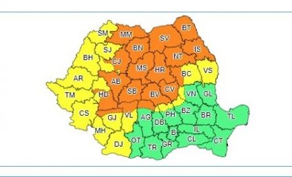 Cod portocaliu de vijelii puternice şi averse torenţiale în 18 judeţe, până miercuri dimineaţa