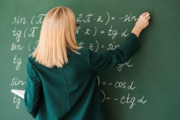 Sindicatele din Educaţie cer Guvernului să anunţe cât mai repede ce se întâmplă cu salariile profesorilor