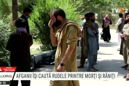 Afganii își caută rudele printre morții și răniții în urma atentatului de la aeroport. Spitalul din Kabul a rămas fără personal