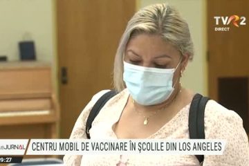 Centre mobile de vaccinare în școlile din Los Angeles. Copiii cu vârsta între 12 și 16 ani trebuie să meargă însoțiți de un părinte, iar cei peste 16 ani pot aduce doar o foaie de consimțământ semnată de părinte