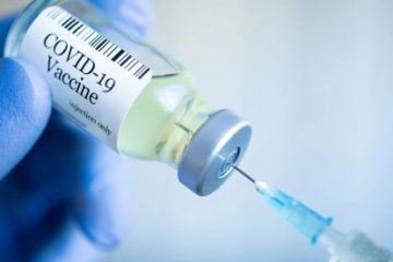 Efecte adverse apărute în urma inoculării de vaccinuri Pfizer şi Johnson & Johnson, analizate EMA