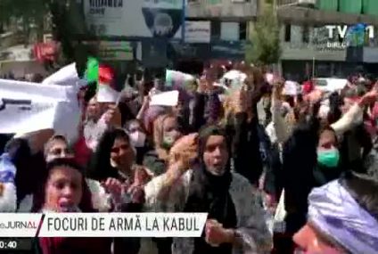 Haos la Kabul. Sute de oameni au protestat față de regimul taliban, care a anunțat un guvern interimar. Şeful diplomaţiei americane și seful Pentagonului, discuții la Doha