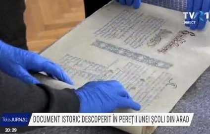 Document istoric descoperit în pereții unei școli din Arad, în timpul reabilitării