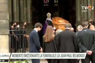 Momente emoţionante la funeraliile lui Jean-Paul Belmondo