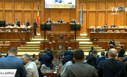 Premierul a cerut instituţiilor statului să îi sancţioneze pe parlamentarii care nu poartă mască la şedinţe